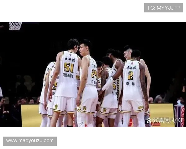 重庆篮球队荣登全国力量排行榜第一名展现强大实力与团队精神